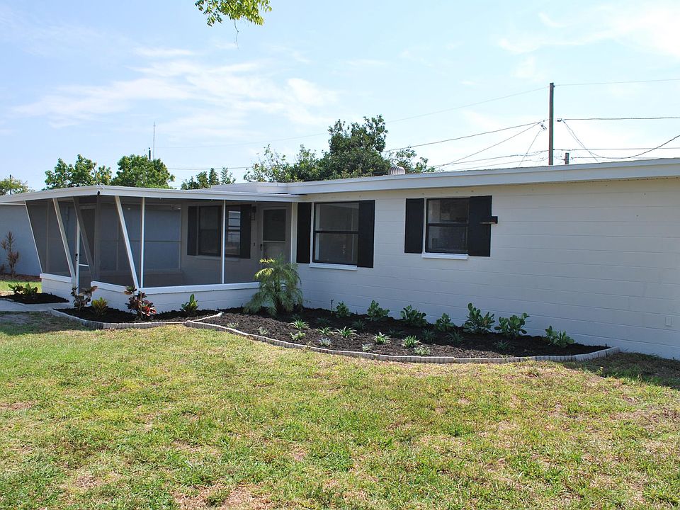Screened in porch has been removed.