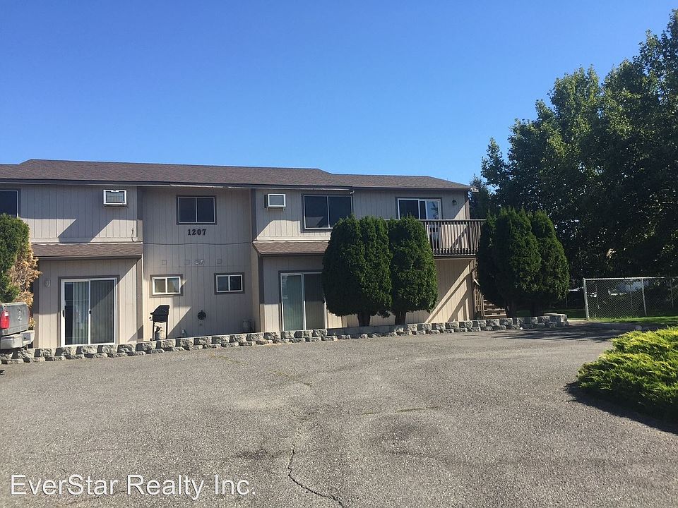 1st image of 1207 S Zillah St #A