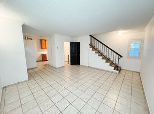 129 12th St #B, Seal Beach, CA 90740