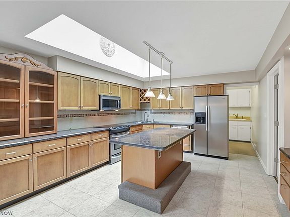 4th image of 30513 Ednil Dr