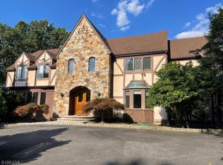 158 Deer Run, Watchung, NJ 07069