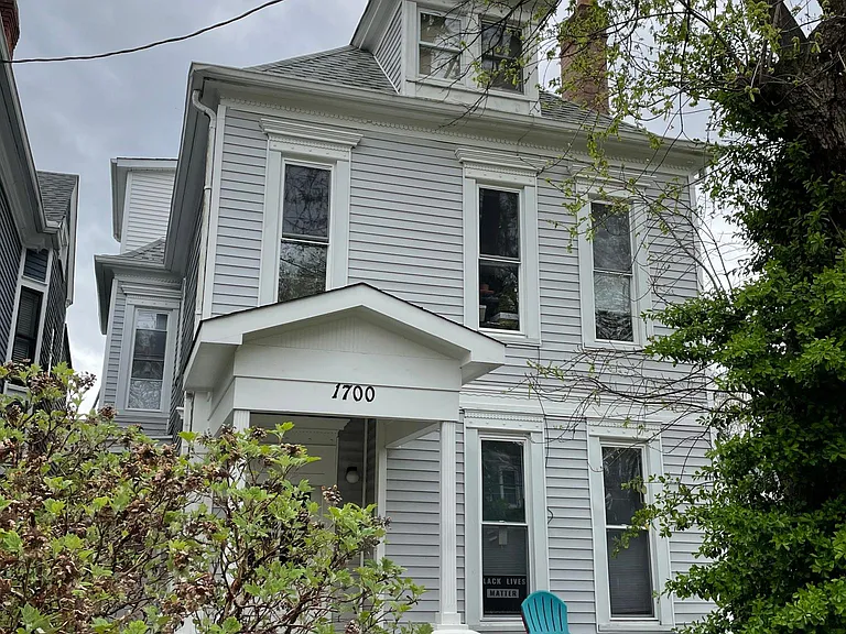 1700 Rosewood Ave #3 — Photo 1