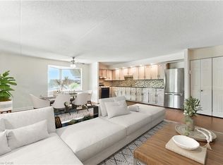 384 Erb St W #404, Waterloo, ON N2L1W6