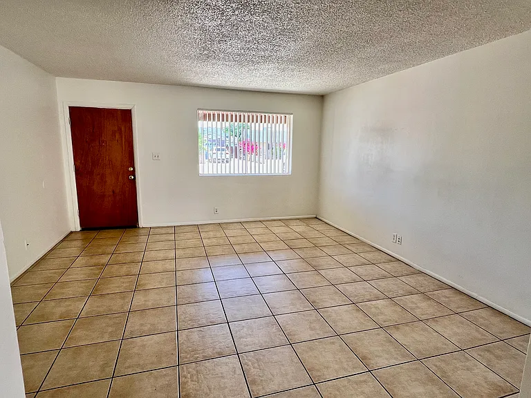 1330 W Elna Rae St — Photo 12
