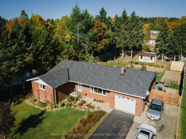 10 Robertson Ct, Sundridge, ON P0A 1Z0