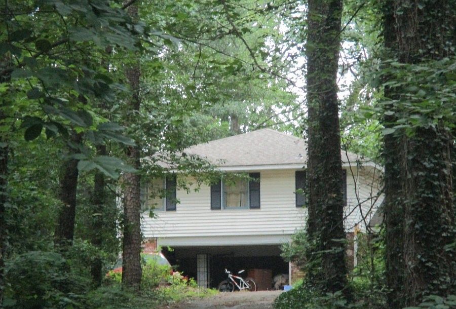 1st image of 4369 Central Dr