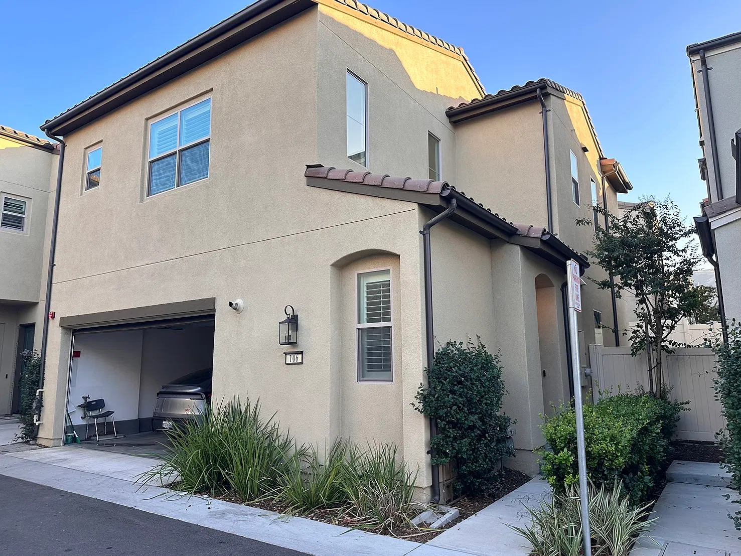 3 bed, 2.5 bath, 1626 sqft, $2,980 — Photo 1