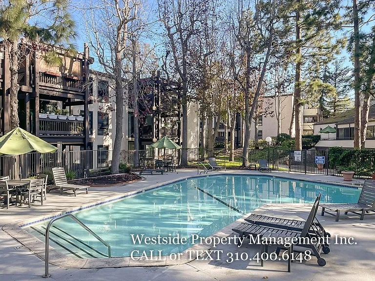 7777 W 91st St #B2150 — Photo 19