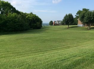 1015 Claremont Dr, Columbia, TN 38401