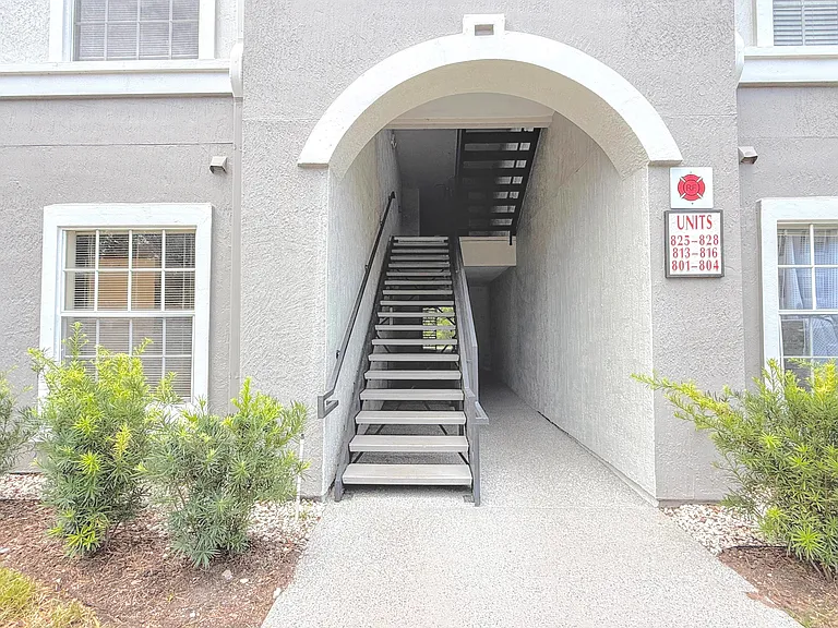 3591 S Kernan Blvd #813 — Photo 3