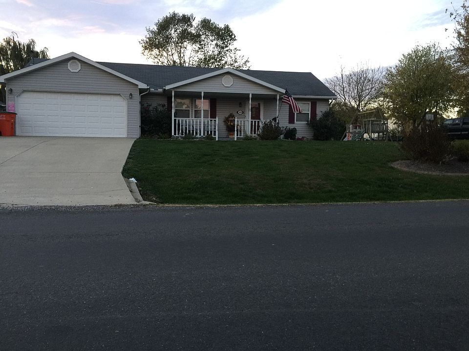 2nd image of 839 Sunset Dr