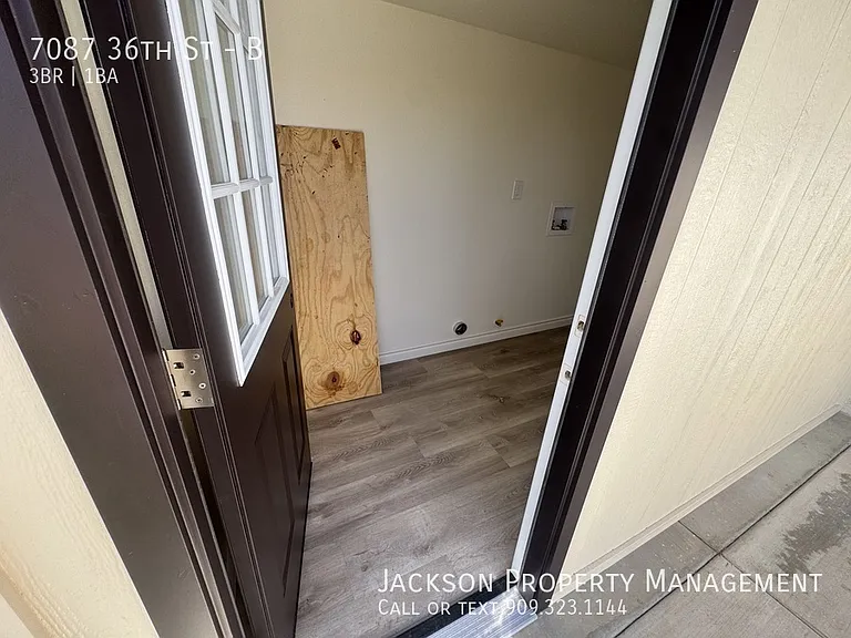 7087 36th St #B — Photo 10