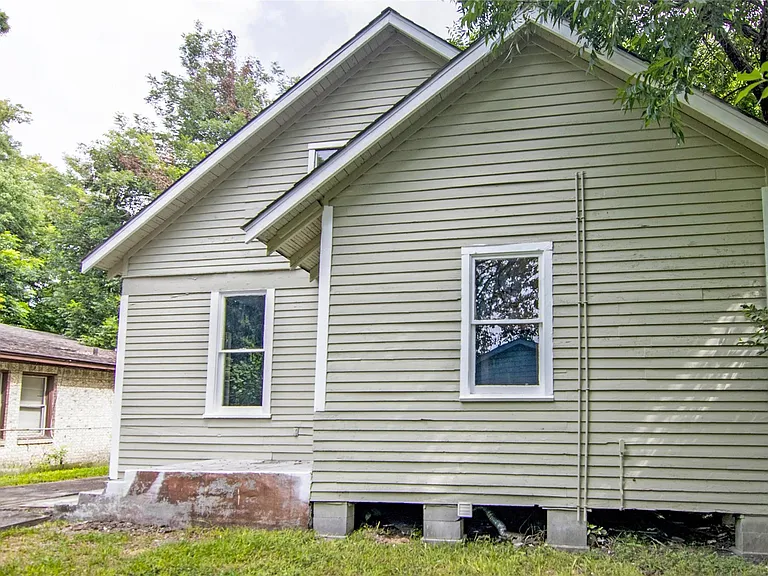 3220 Melbourne St — Photo 22