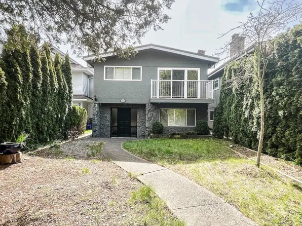 1420 Park Dr, Vancouver, BC V6P 2K7