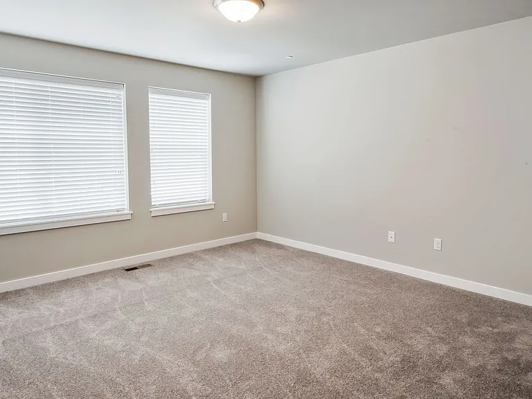 8416 63rd St NE — Photo 11