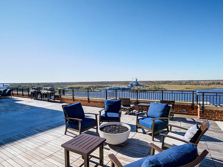 Overlook at RiverPlace — Photo 14