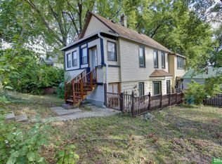 2914 Gold St, Omaha, NE 68105