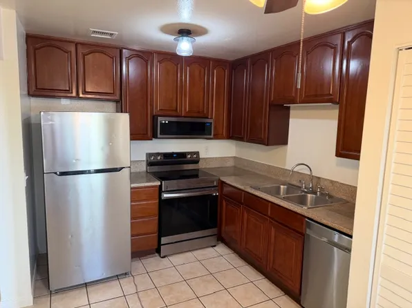 936 S Mollison Ave #936B, El Cajon, CA 92020