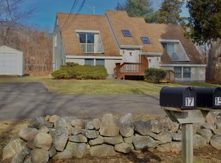 15 Gurley Rd #15, East Lyme, CT 06333