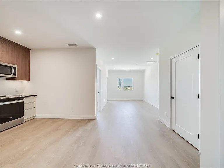 4300 Laurier Pkwy #539 — Photo 8