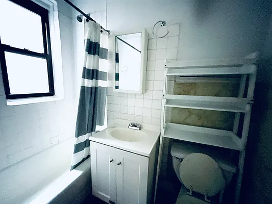 Rented by Ovation Properties, LLC | media 28