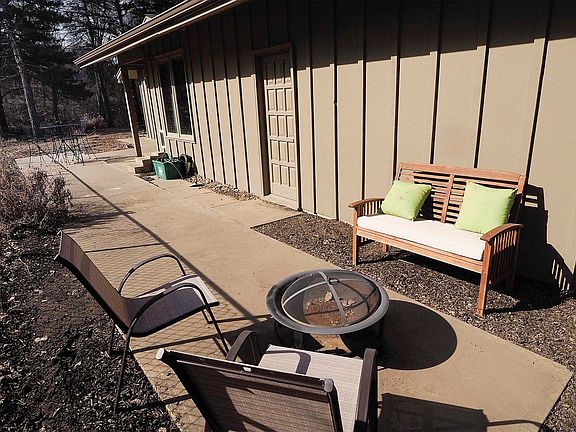 5th image of 3707 Maplewood St