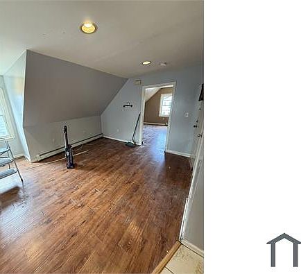 1st image of 220 S Burnett St Floor 3