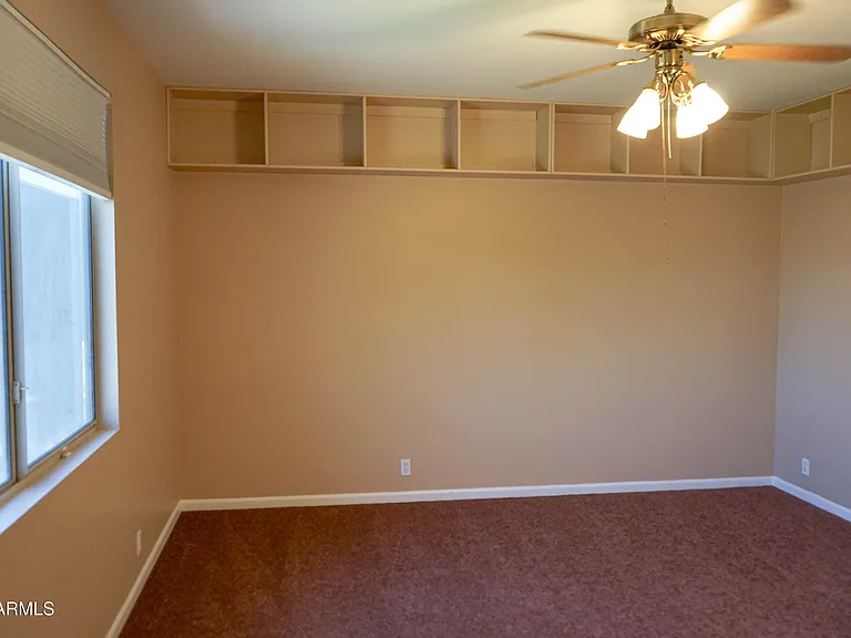 541 N Danielson Way — Photo 47