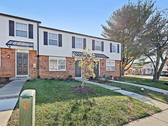 outside-Village-of-Carrollwood
