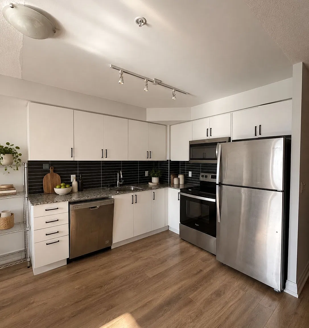 20 Meadowglen Pl — Photo 2