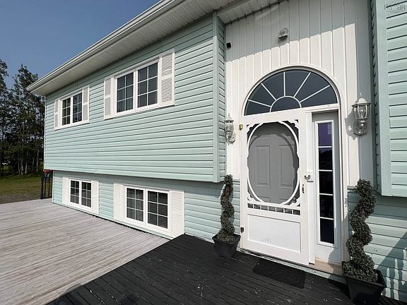 5th image of 2361 N Wallace Rd