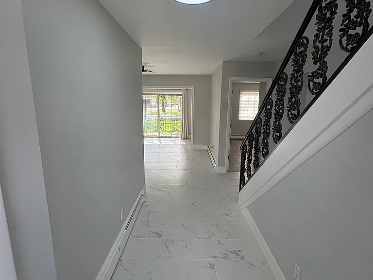 2356 W 14 Mile Rd — Photo 14