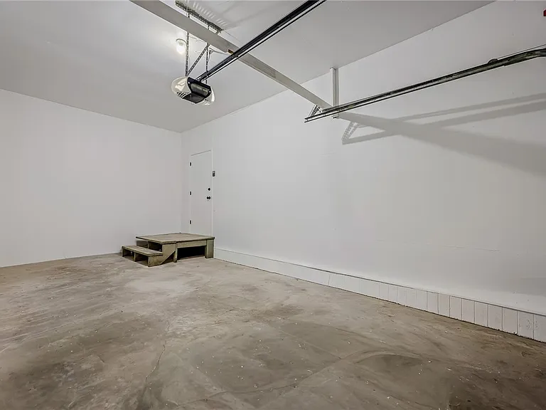 1622 Woodlawn Dr — Photo 16