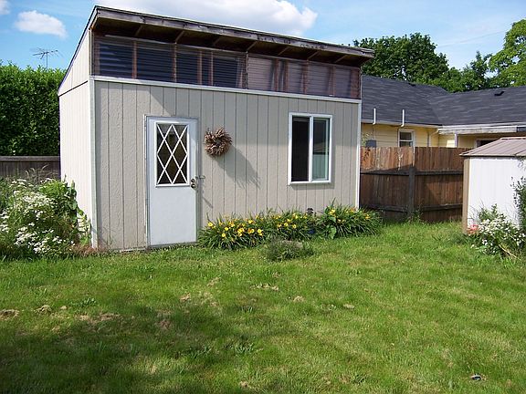Art/Garden studio