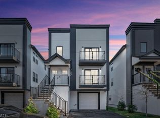 757 Seaport Dr #1, Elizabeth, NJ 07201