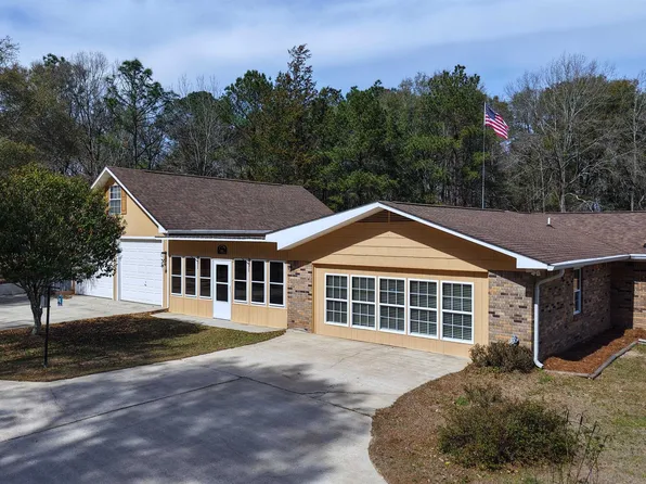 36581 Odom Rd, Dozier, AL 36028