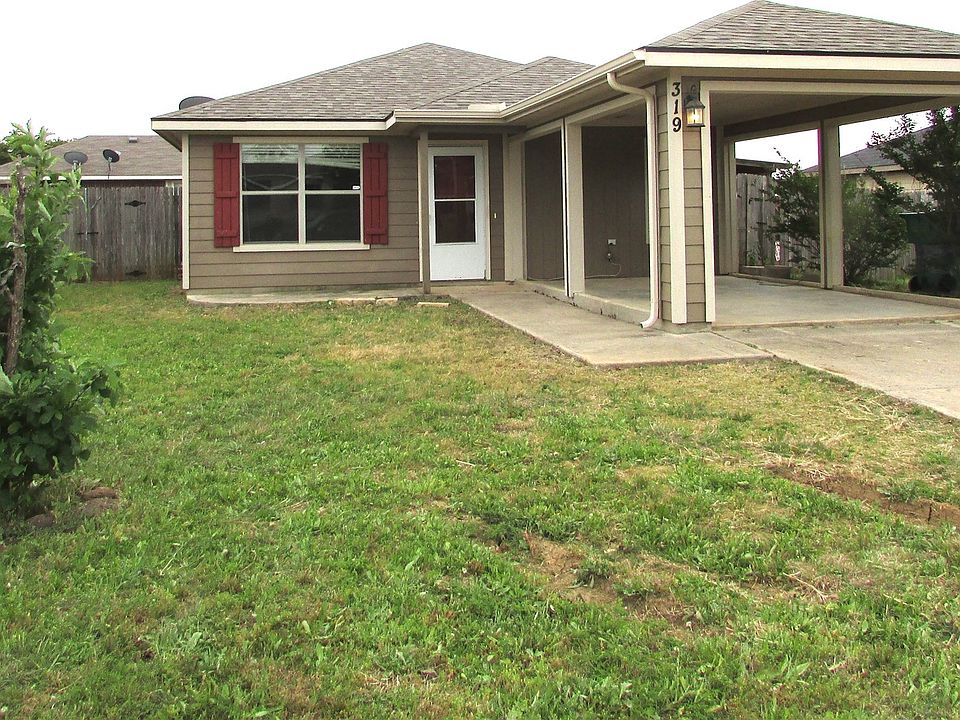 1st image of 319 Candlewood Cir