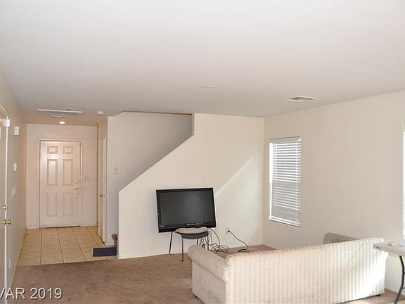 3rd image of 4175 Cashew Ct