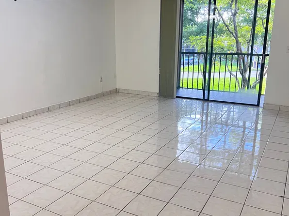 8420 SW 133 Avenue Rd #324, Miami, FL 33183