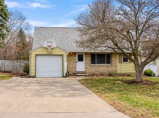 7301 SW 16th St, Des Moines, IA 50315