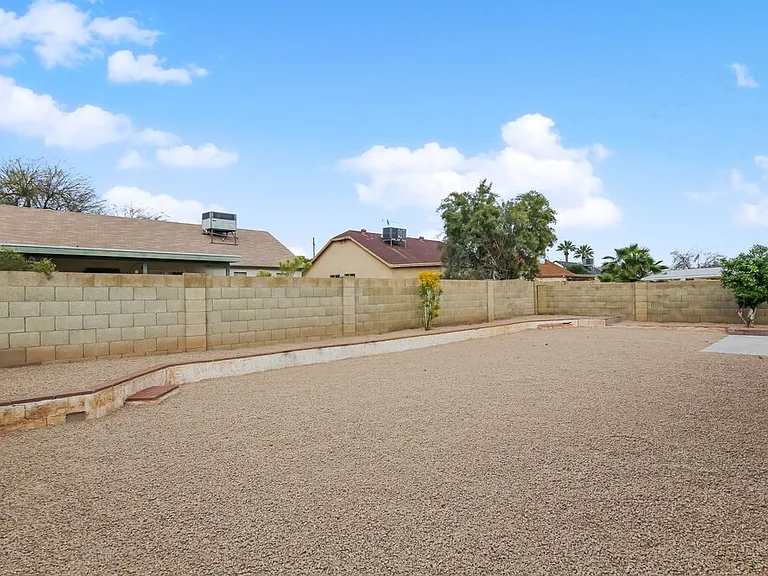 5526 W Garden Dr — Photo 15