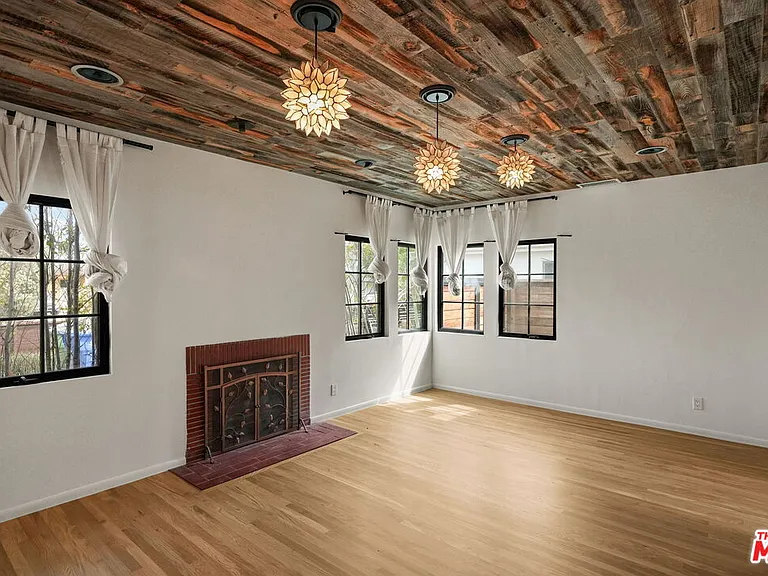 12601 Woodbine St — Photo 5
