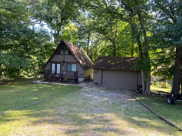 87 Barbados Dr, Putnam, IL 61560