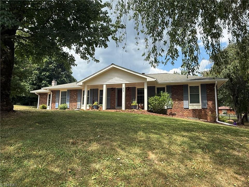 1st image of 208 Raven Green St
