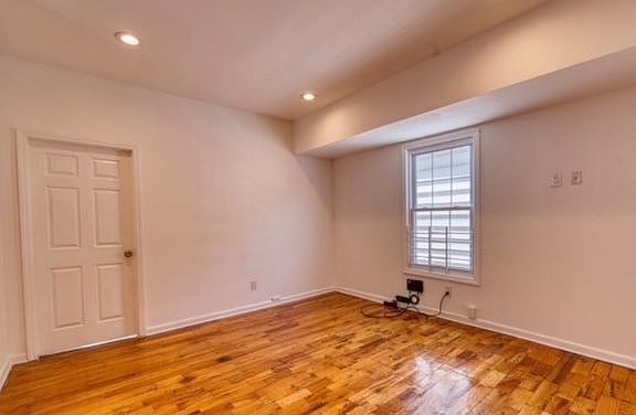 3rd image of 131 Sylvan Ave Floor 2