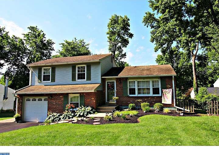 1st image of 204 Seminole Dr