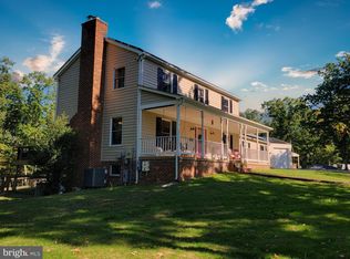 39306 Longhill Ln, Aldie, VA 20105