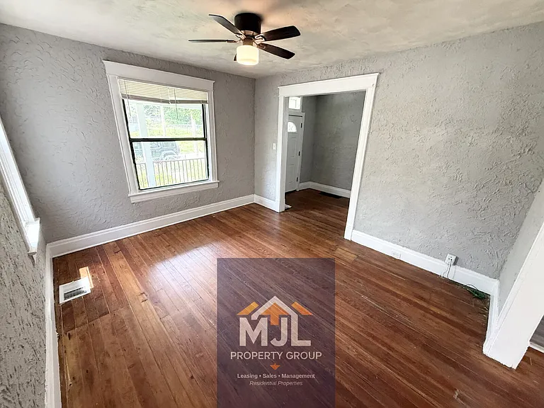 503 Monroe Ave — Photo 5