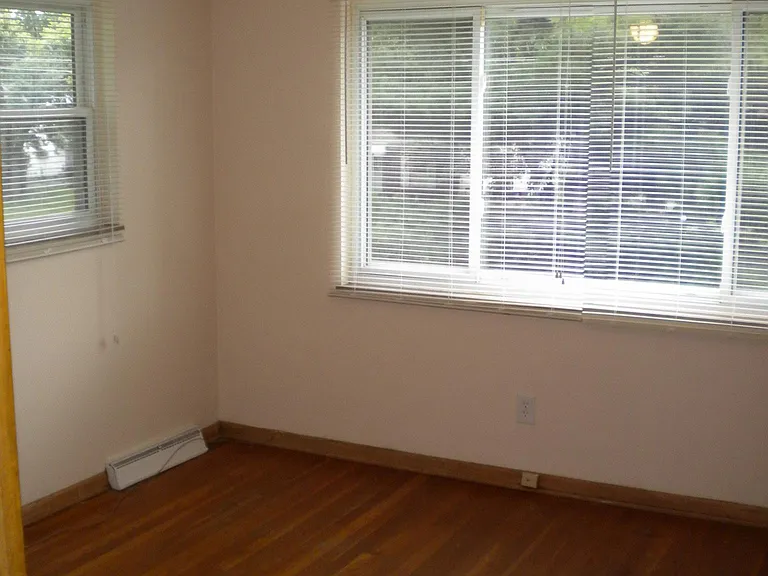 3069 McGuffey Rd — Photo 10
