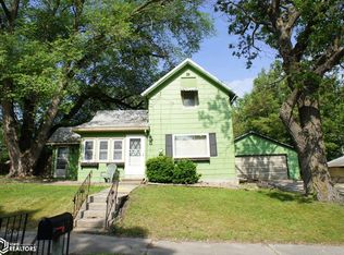 609 Oak Ave, Webster City, IA 50595
